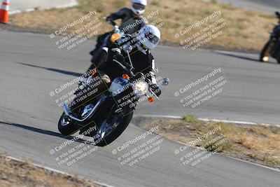 media/Nov-12-2023-Classic Track Days (Sun) [[11f17acb81]]/Lunch laps/